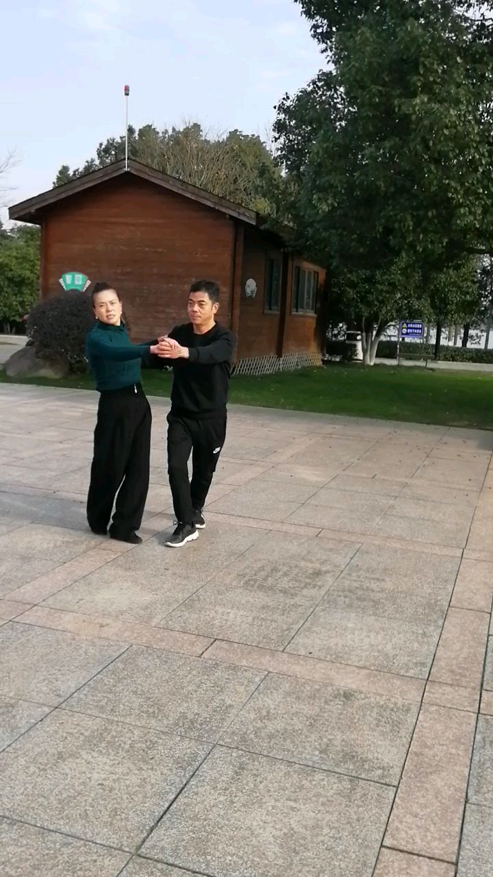 交谊舞北京平四步