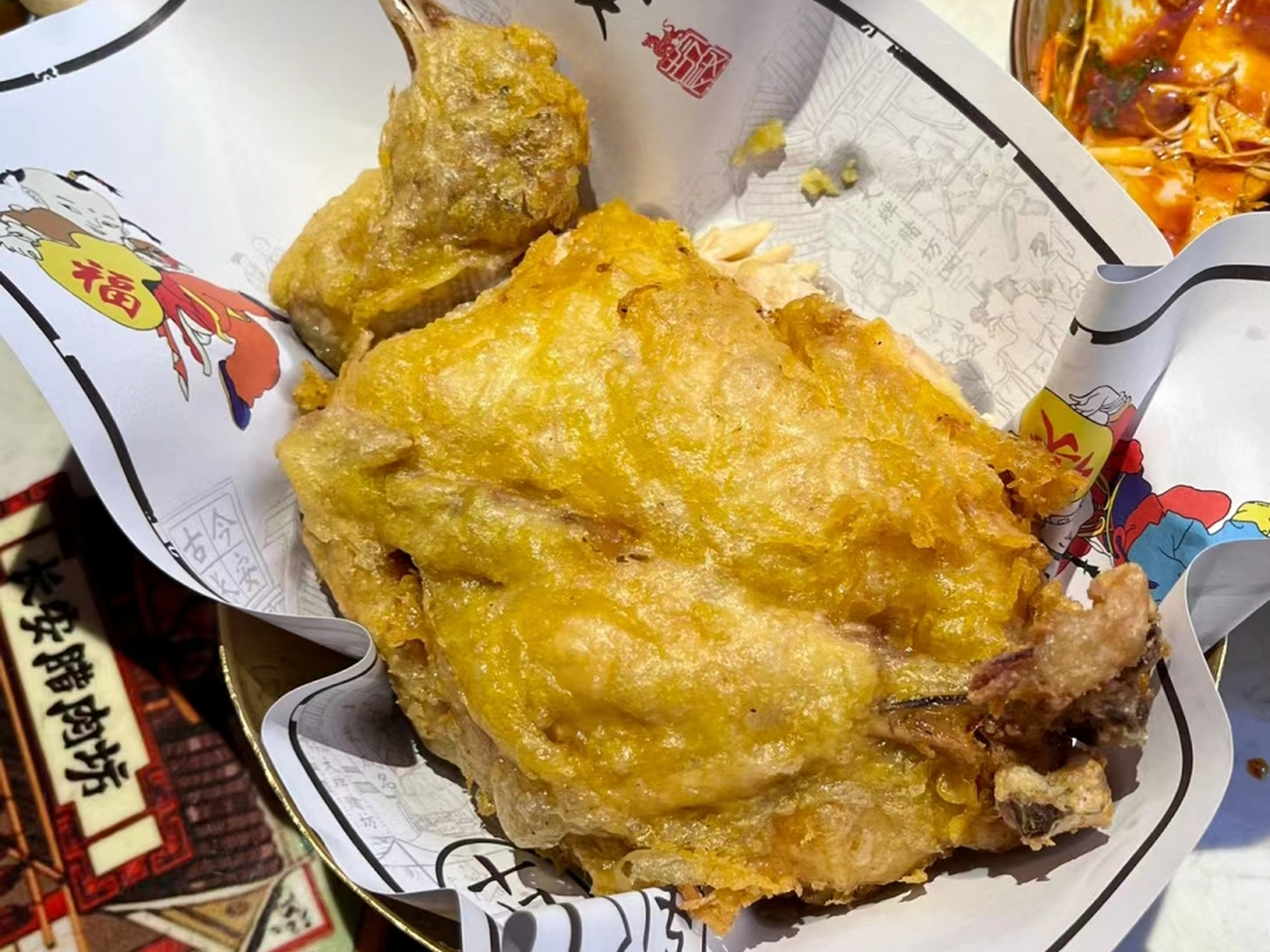 葫芦鸡:和印象里的葫芦鸡卖相不相同,这家的造型摆盘看起来更加"葫芦"