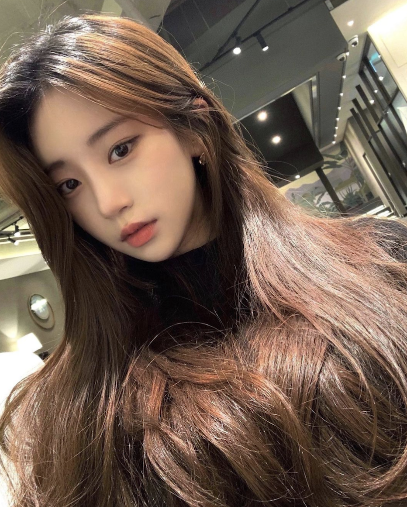 韩国妹纸推荐@chaevely___ 眼神深深吸引了我！
