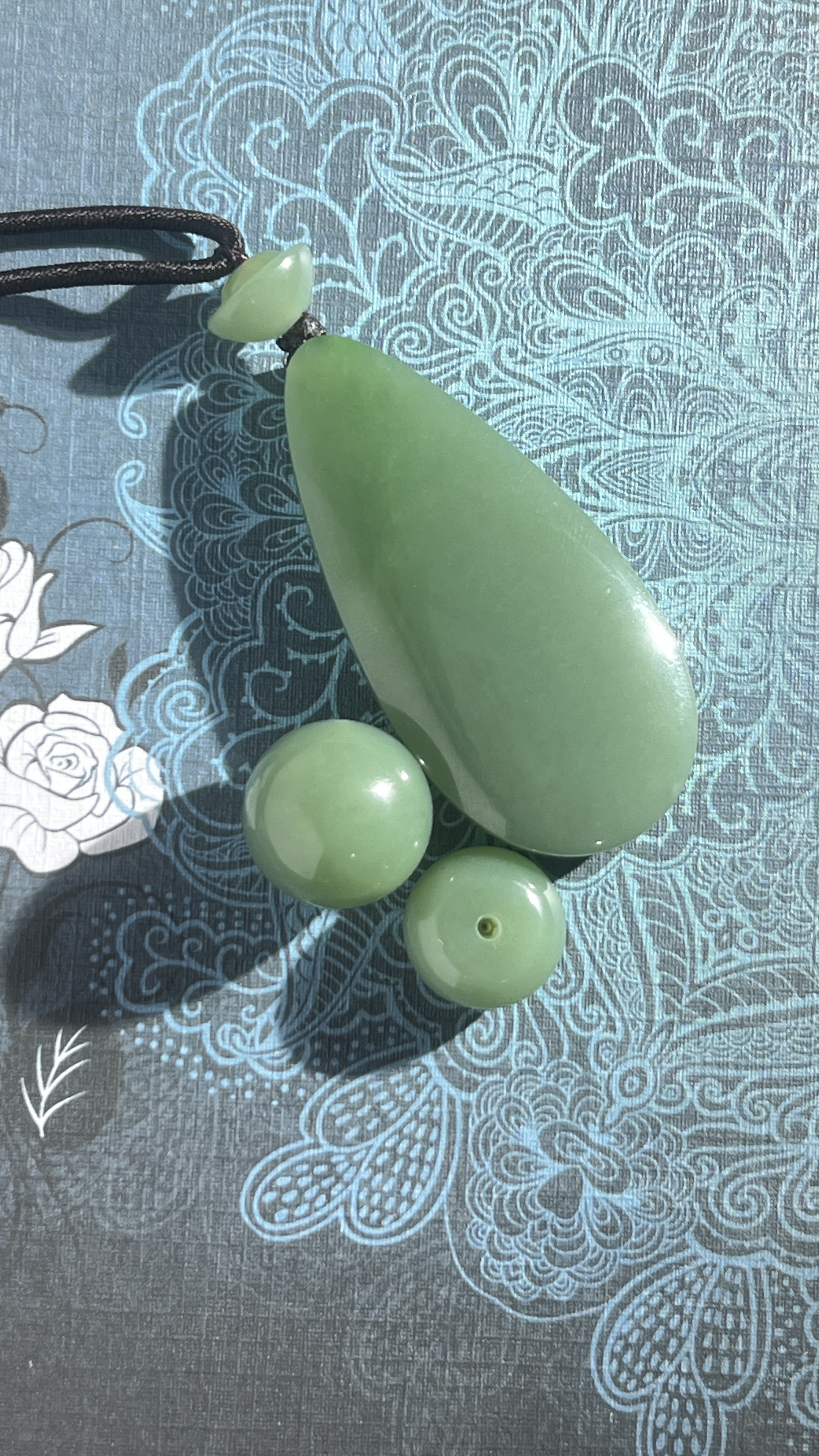 俄罗斯碧玉粉青吊坠,魅力之选!