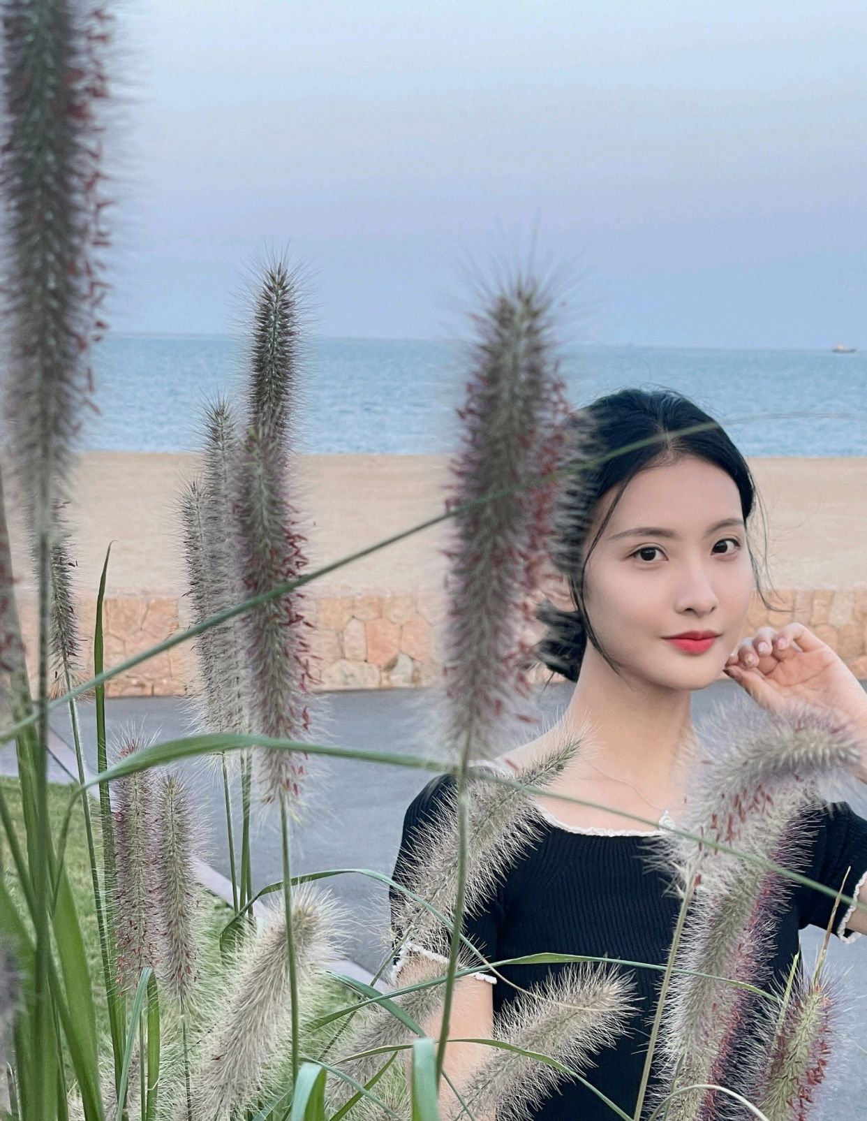 赖雨濛:清新靓丽,楚楚动人