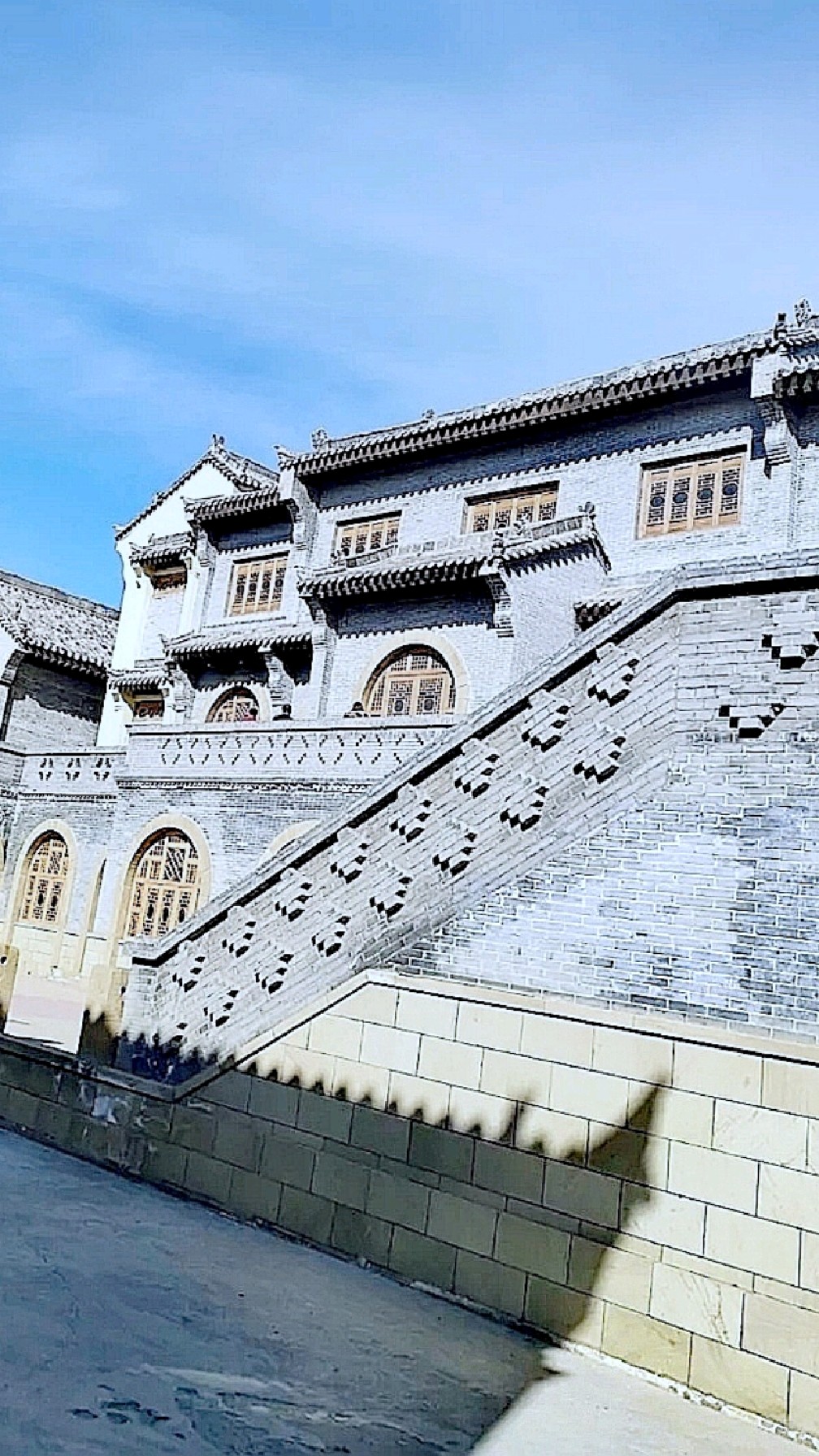 打卡鄂尔多斯康巴什康镇,康镇上的复古建筑物你喜欢吗?-度小视