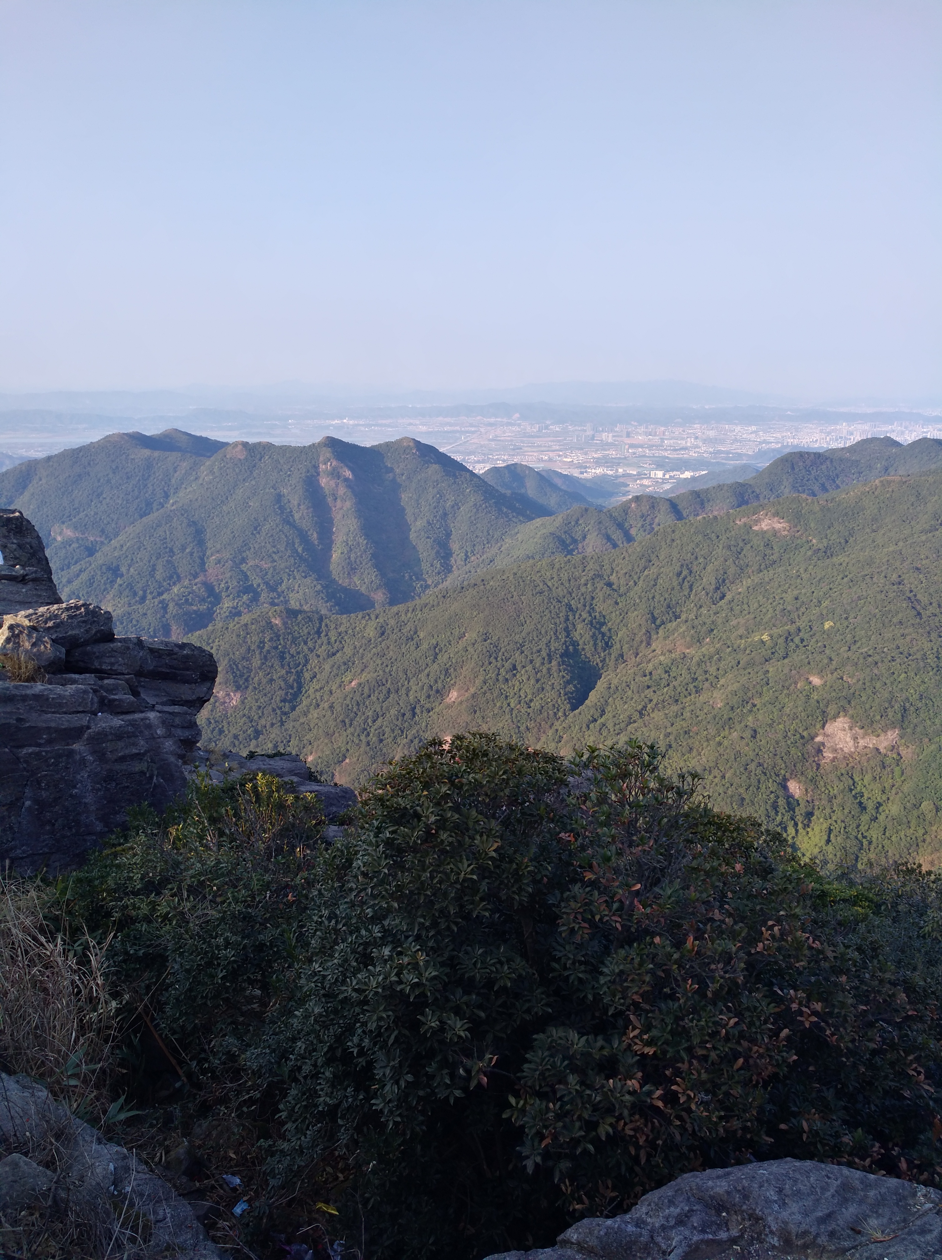 东莞银瓶山多高图片