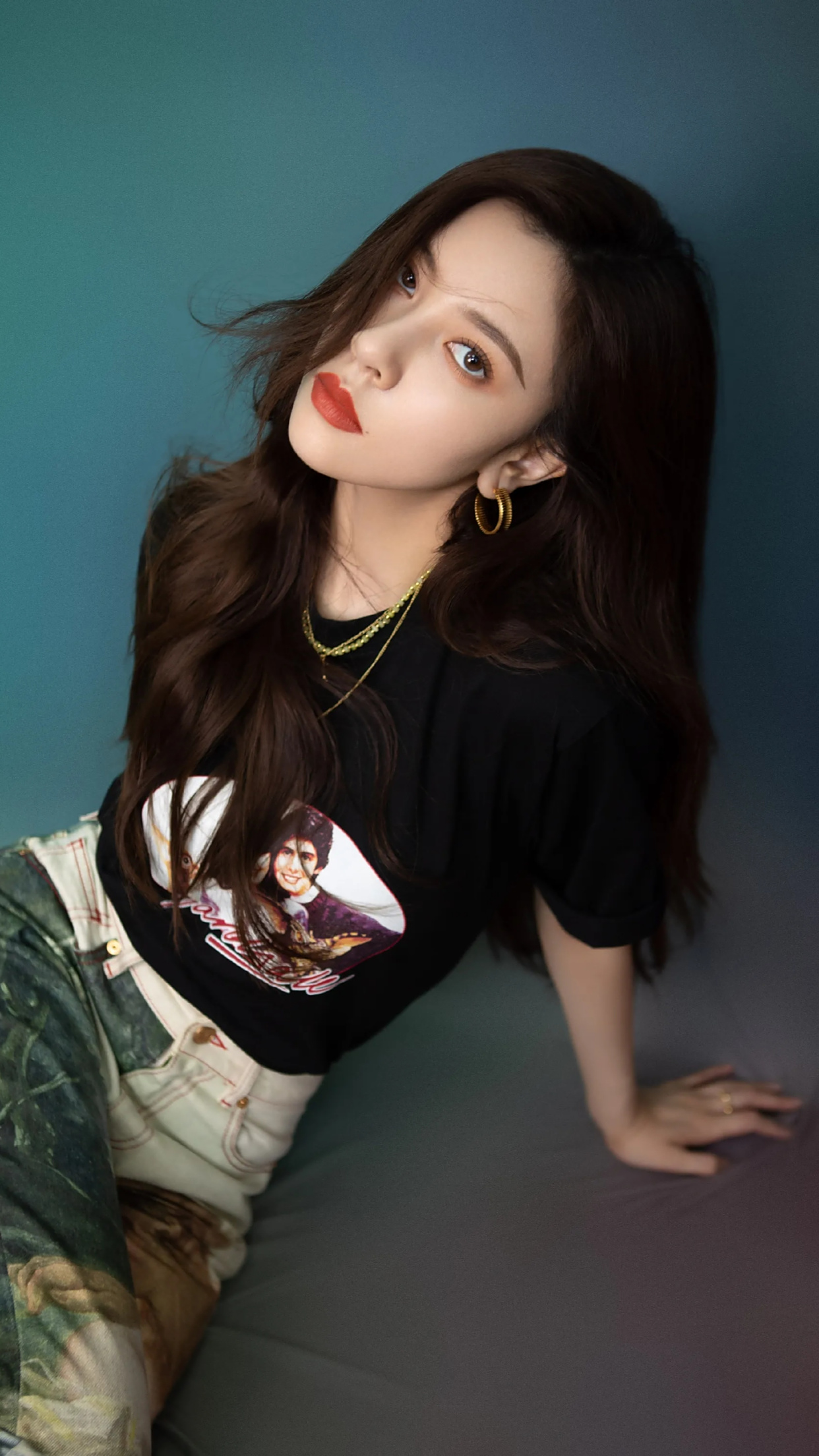 宋妍霏性感高清写真图集,肤白貌美,芳菲妩媚