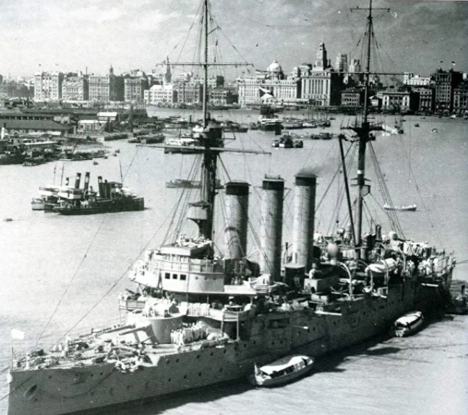 日寇登陆上海滩,中国军人铸就血肉长城