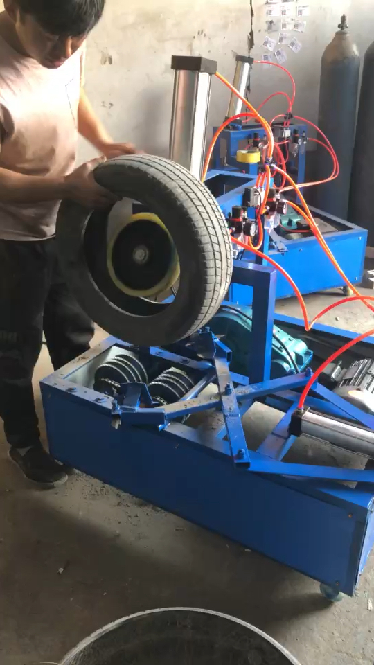 废旧轮胎切割机