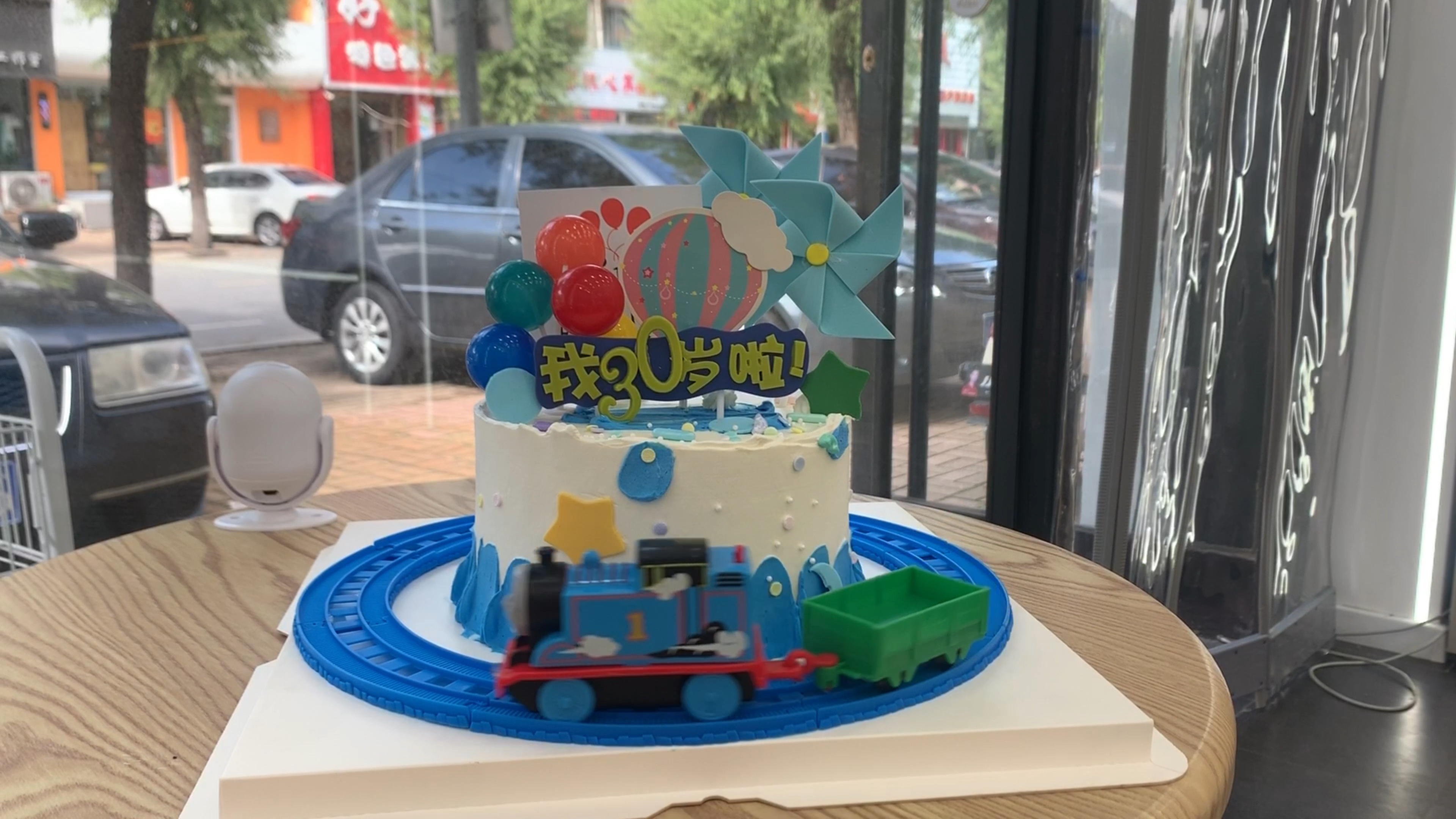 自媒体小白终于敢录音啦,可惜不知道说什么,托马斯小火车蛋糕