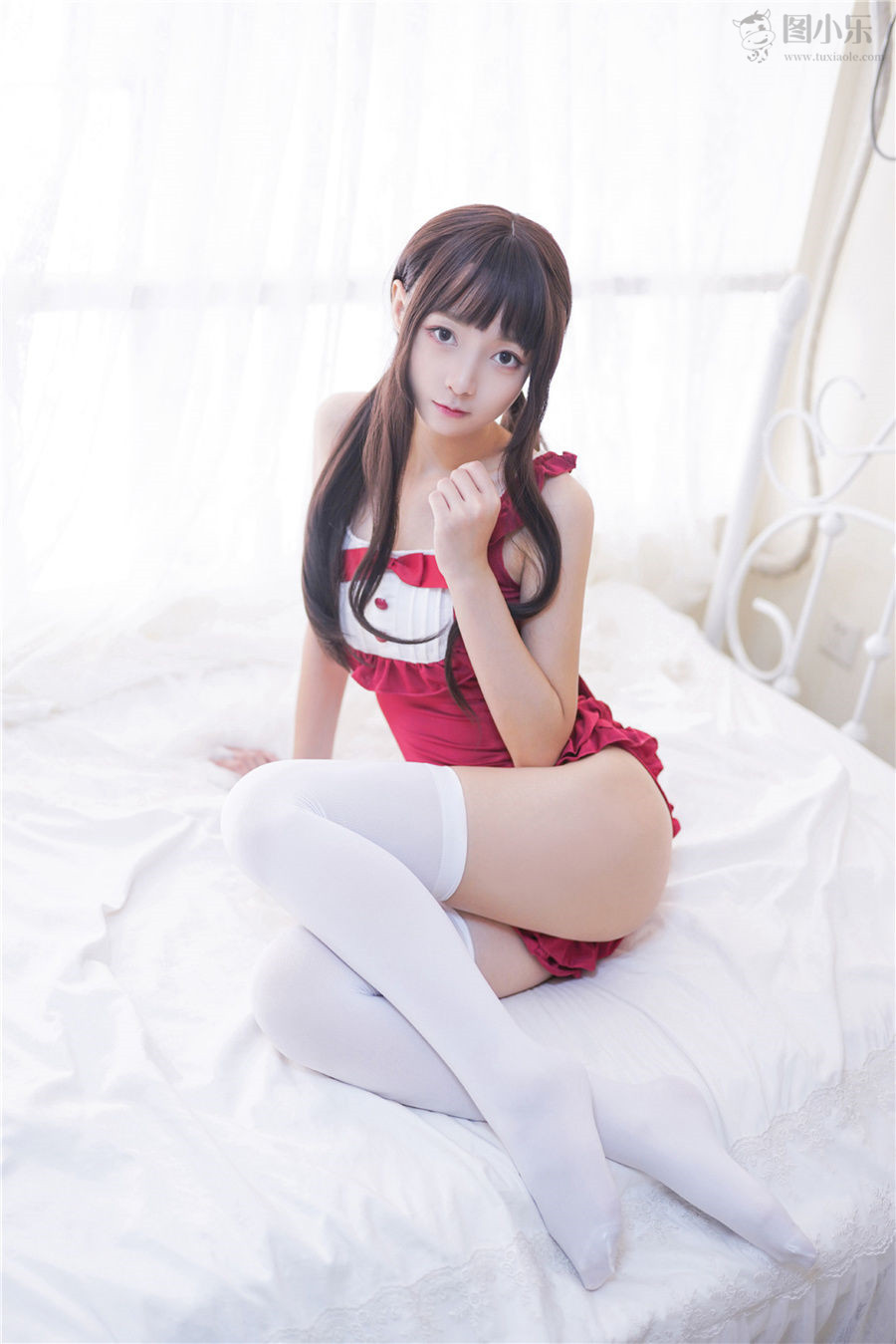MTYHVOL-179-2.jpg