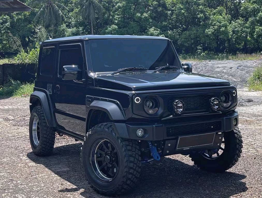 眼前一亮!铃木吉姆尼"黑武士"曝光,个性又强大,更有越野魅力