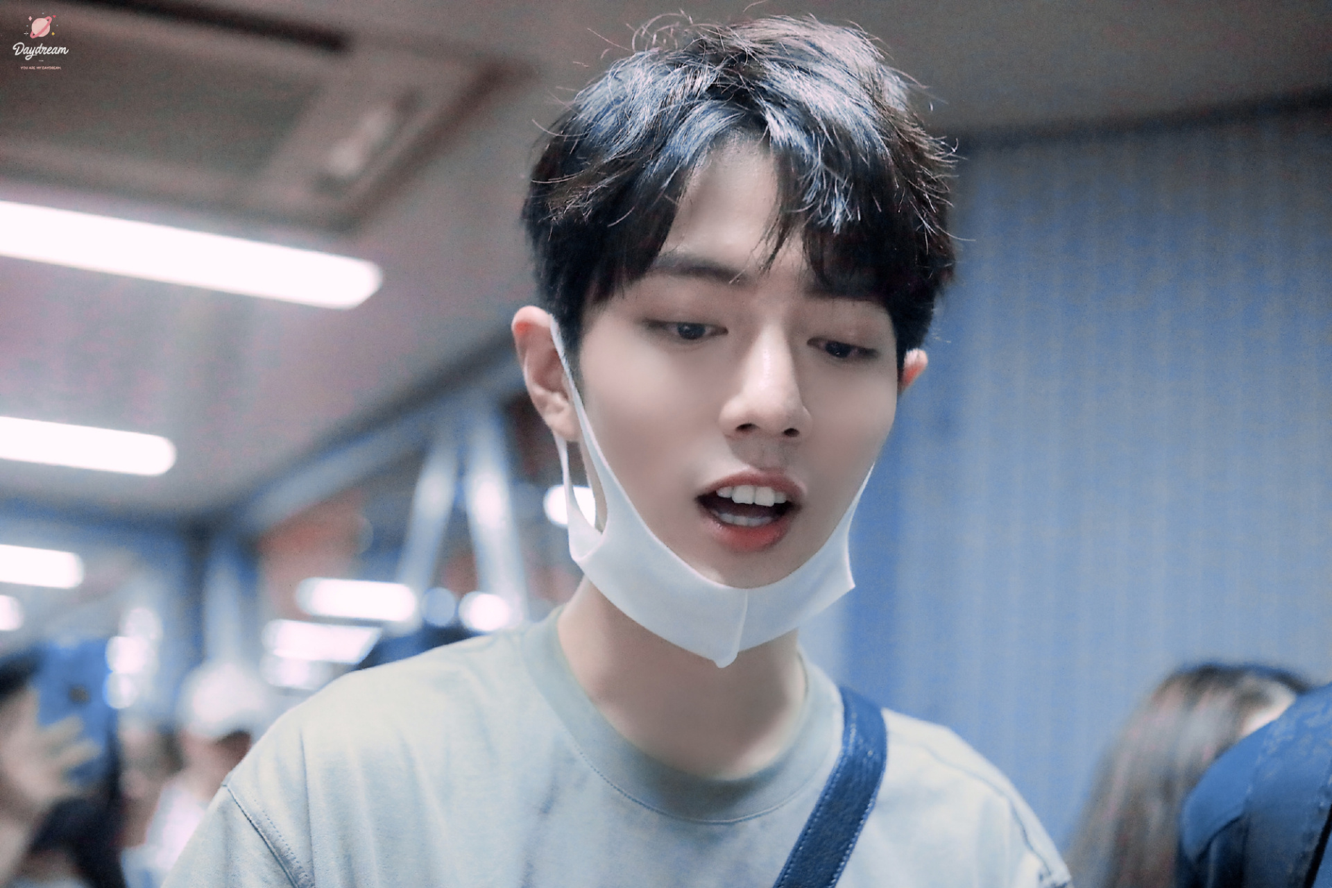 这大眼睛,双眼皮,小兔牙就是可爱[色][亲吻]#肖战# #百度秋冬打卡挑战