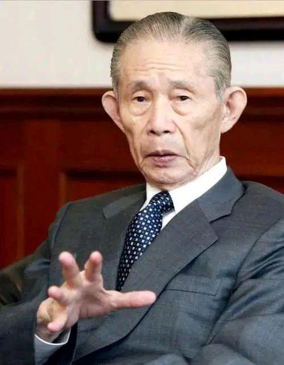 台湾前任首富被瑞士银行扣押400多亿资产,真的是倒了血霉了,瑞士根本