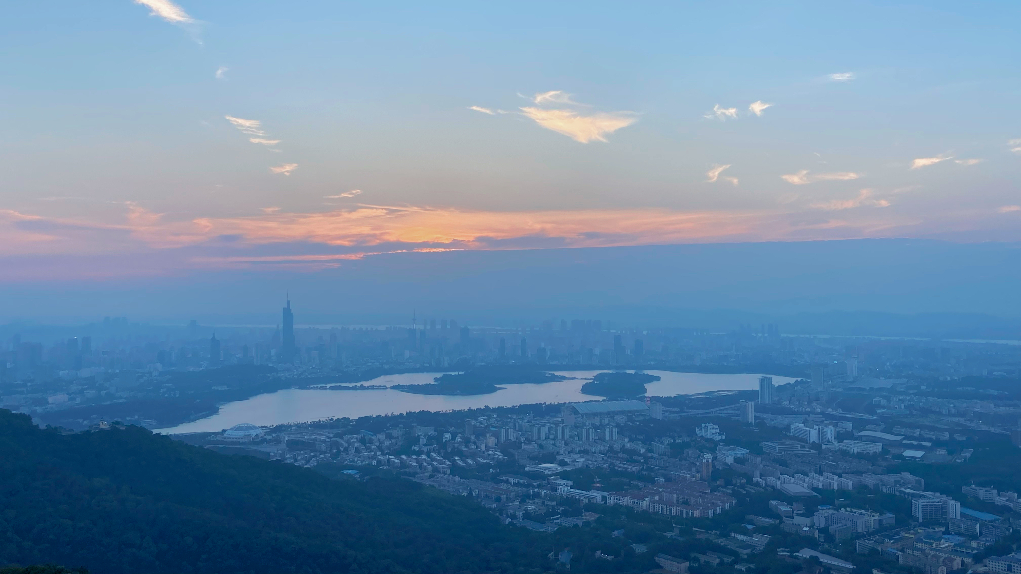 南京紫金山山顶图片图片