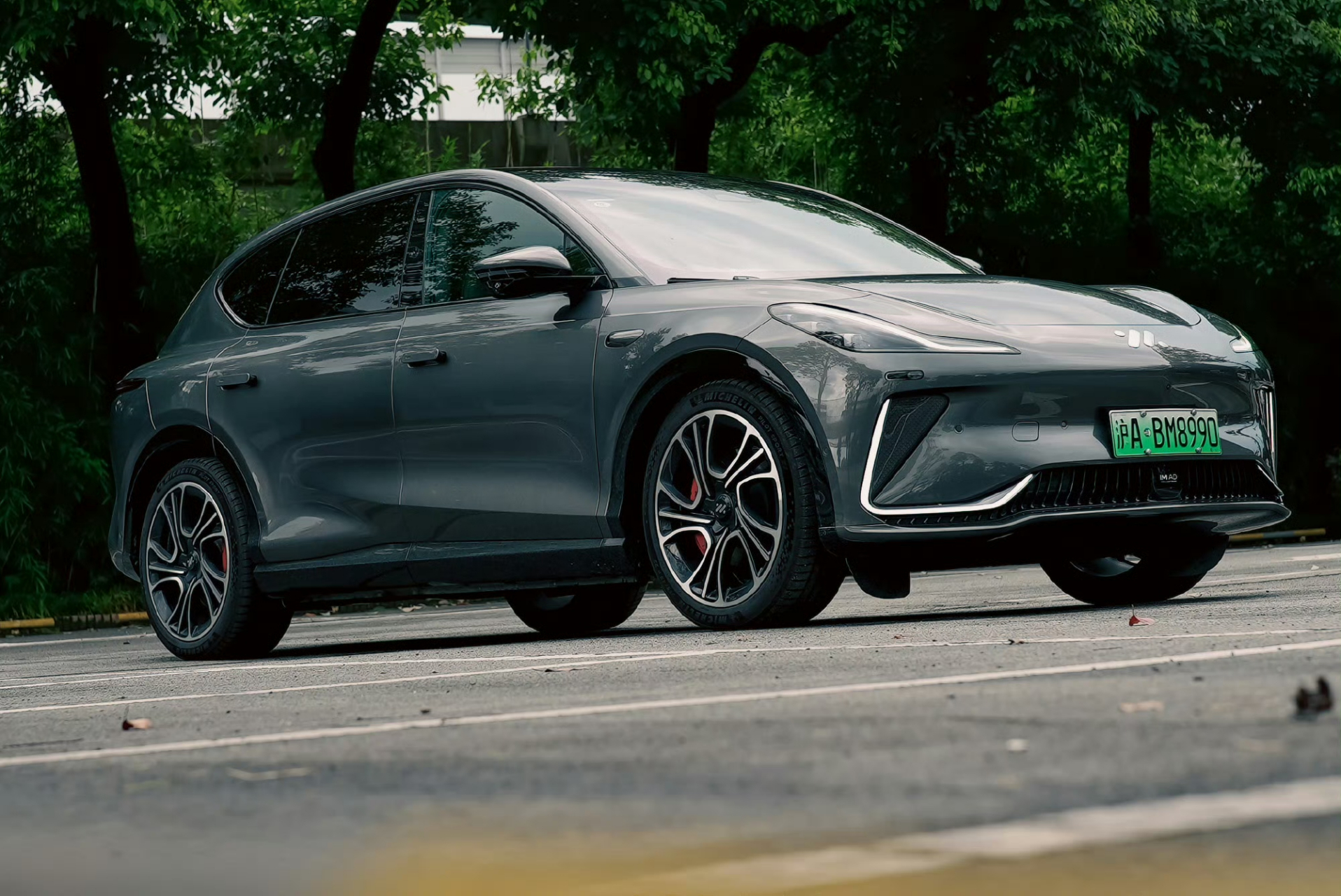 智己ls7伦勃朗灰