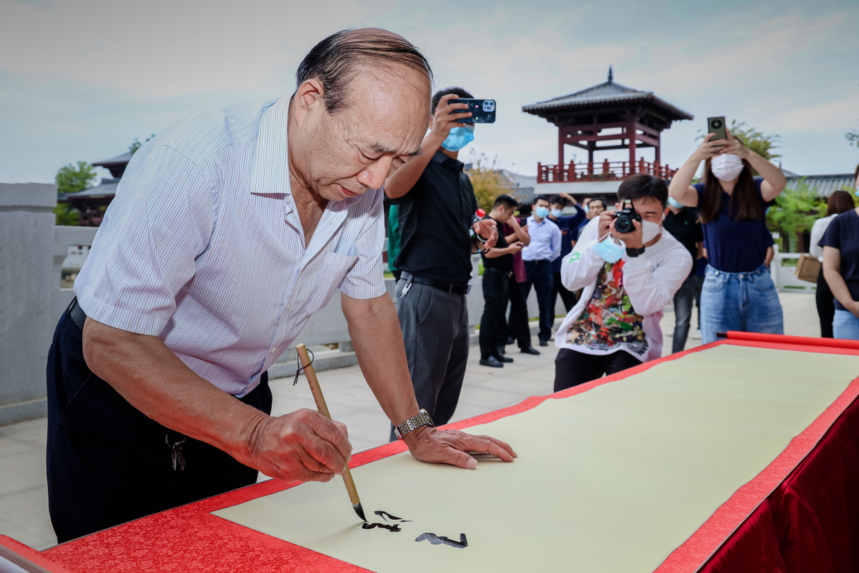 中书协会员中国翰墨文化研究委员会副主任中书院副院长王清河书法