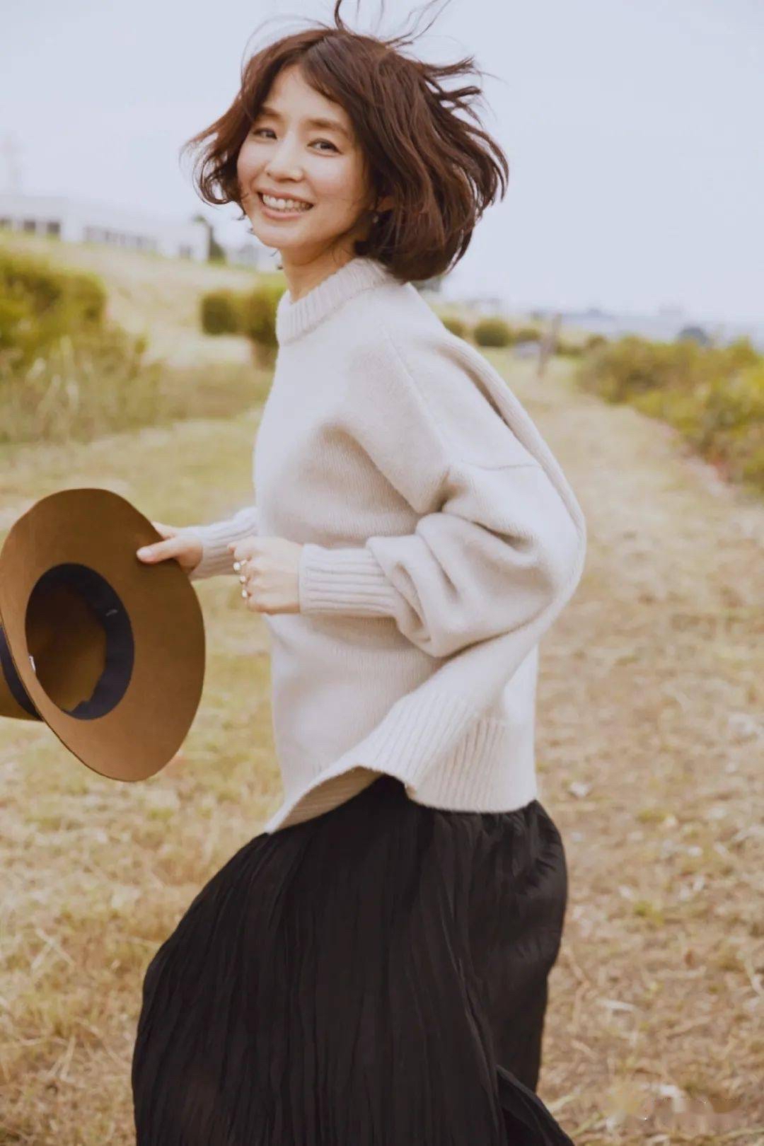 石田百合子～一个无惧年龄,越活越有魅力的女人!