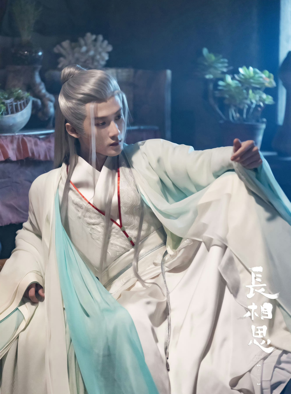 檀健次长一张妖孽的脸!