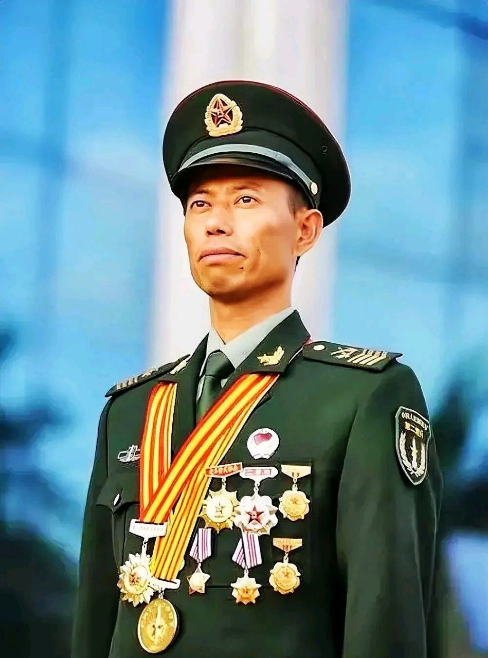 请您为伟大的英雄王忠心军士长点个赞!他是传奇兵王,曾受接见7次.