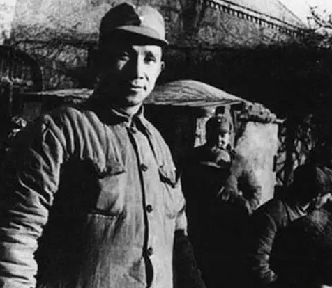 被誉为共和国战神,吊打国民党无数名将,粟裕大将到底有多强?