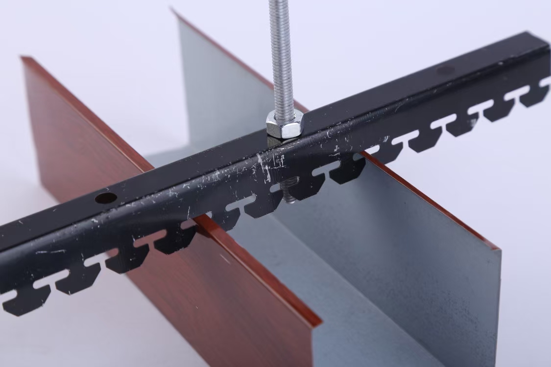 铝方通安装展示