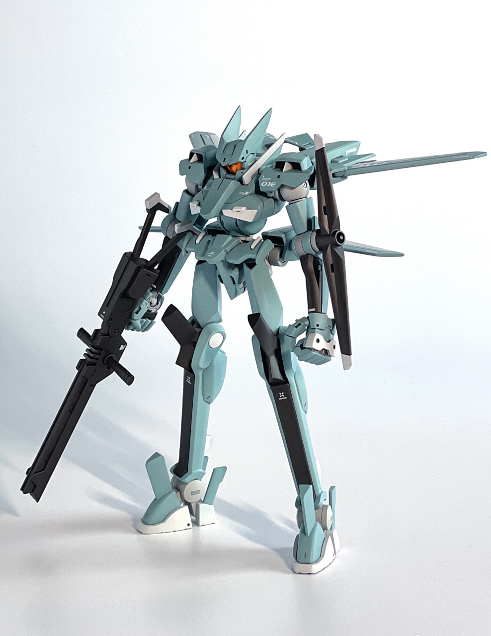 模型欣赏:机动战士高达00 hg超限旗帜式 by u-ta 676767.