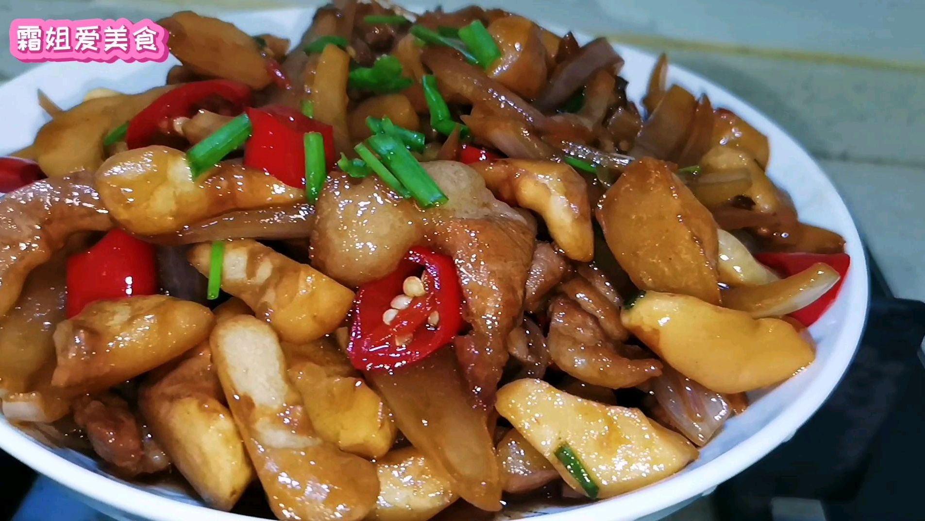 湖南人最爱吃的一道菜菱角炒肉片,营养美味,好吃又下饭