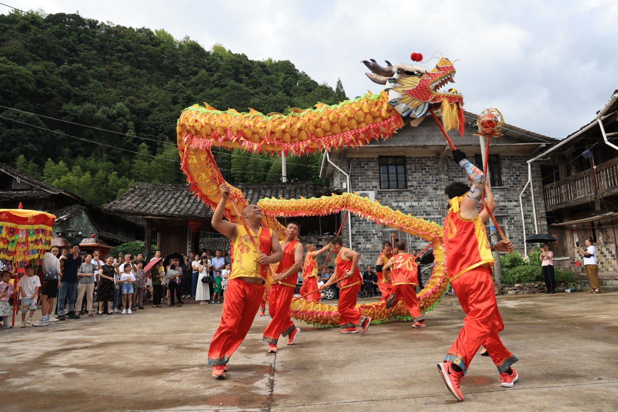 文旅浙江:萬名遊客齊聚泰順下洪 感受千年禳神文化