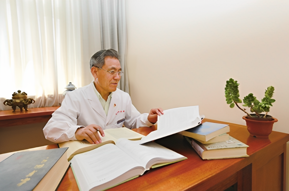 陈宝贵:从第一代赤脚医生到首届全国名中医,他的人生令人赞佩