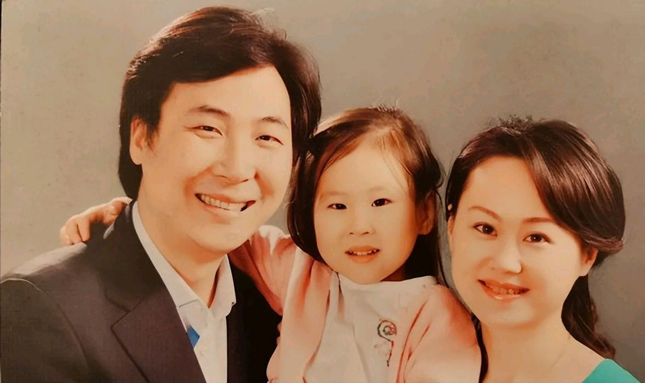 一天,廖昌永对妻子说:"我老娘70多了,还有糖尿病,我想把她接过来一起