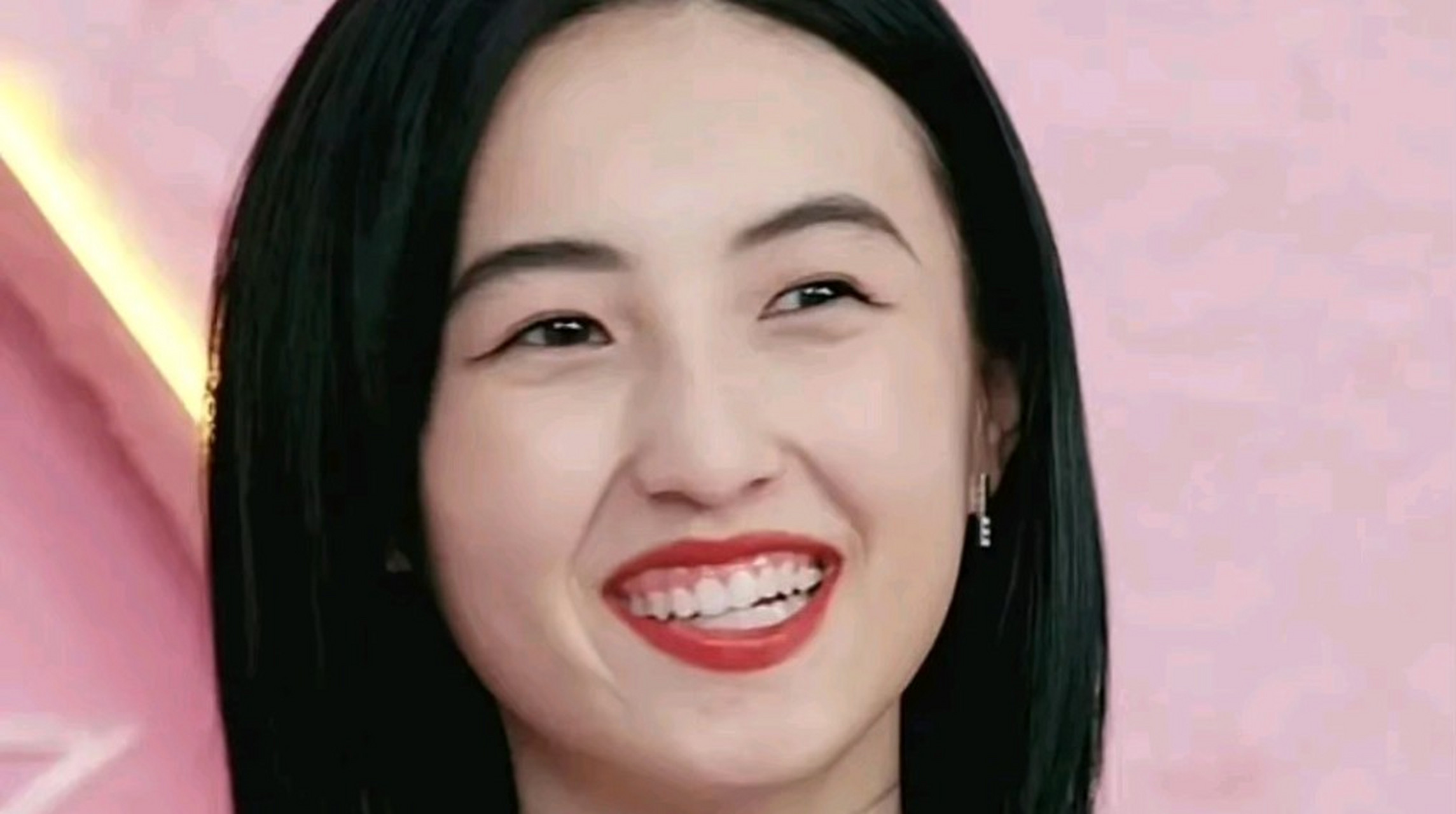 娱乐圈不能笑美女:杨紫,张子枫,白鹿