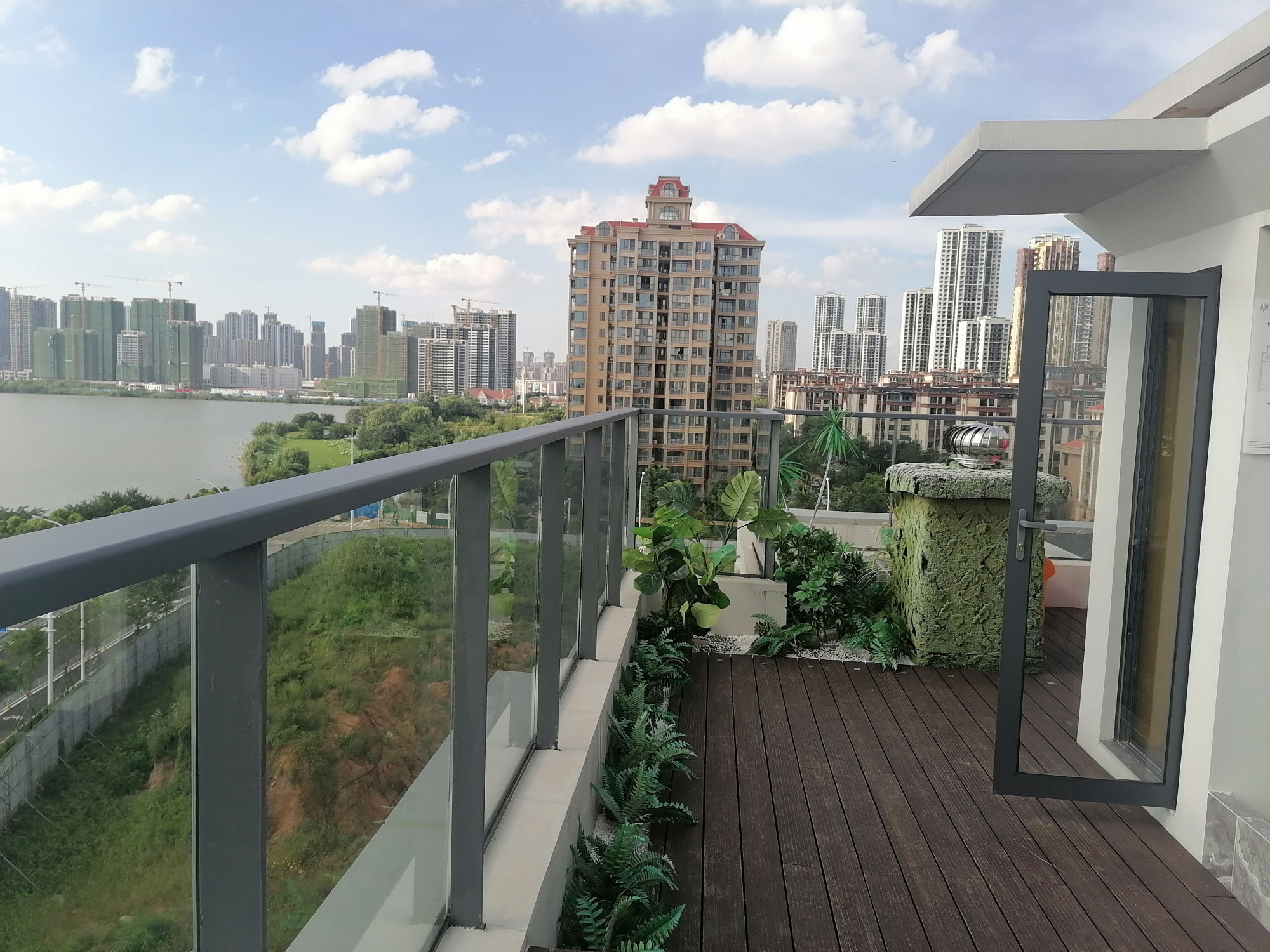 武汉香水湾美景