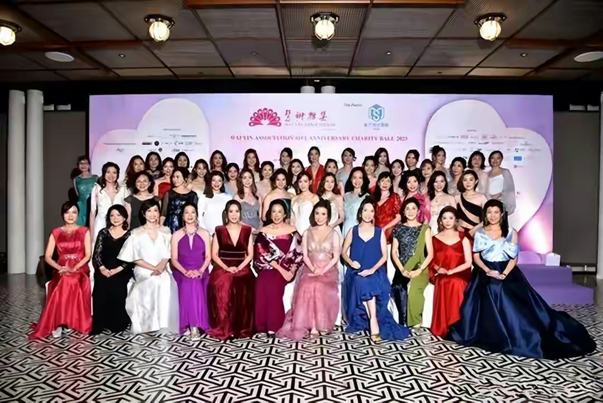 3月25日,慧妍雅集为了庆祝成立41周年,特意举办了一场晚宴,历届港姐