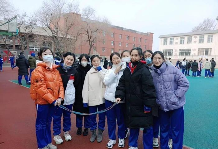 辽宁的大连二十四中,是辽宁省最优秀的高中之一,值得关注