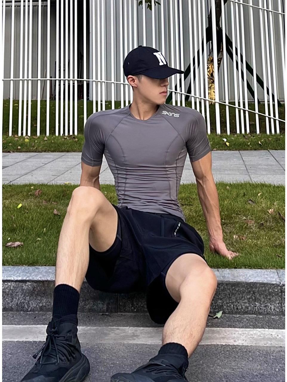 属于运动男生的宝藏圣衣#户外运动# 瞬间宽肩窄腰的感觉就出来了,很难