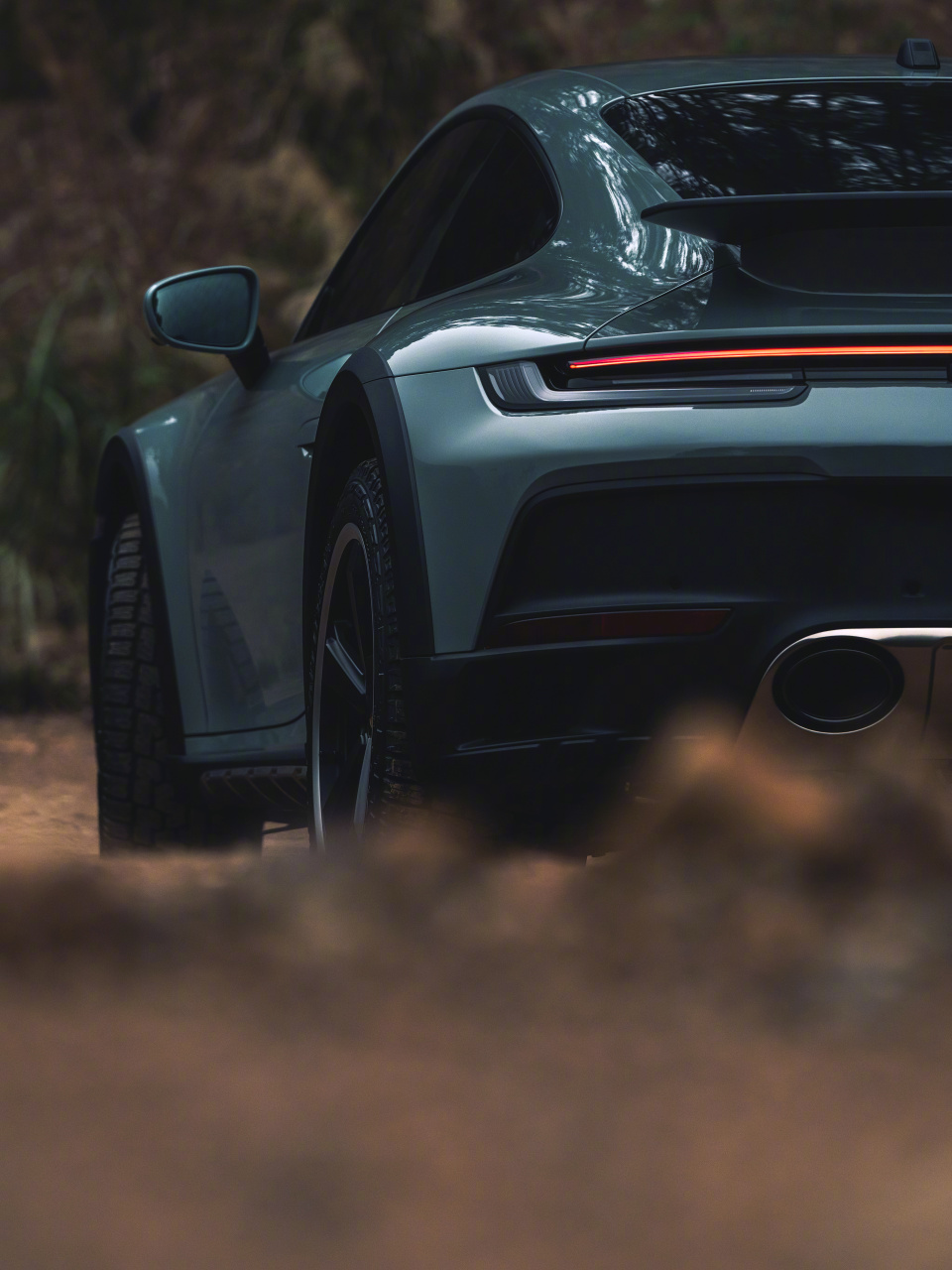 养眼系列:法拉利911,这精致的外观太迷人了