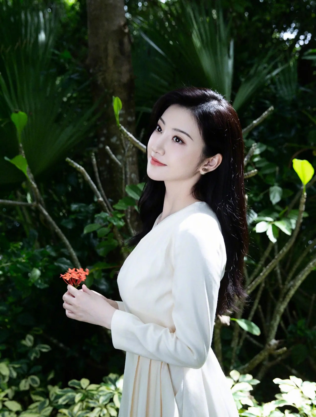 影视明星景甜写真合集:甜美靓丽,优雅高贵!