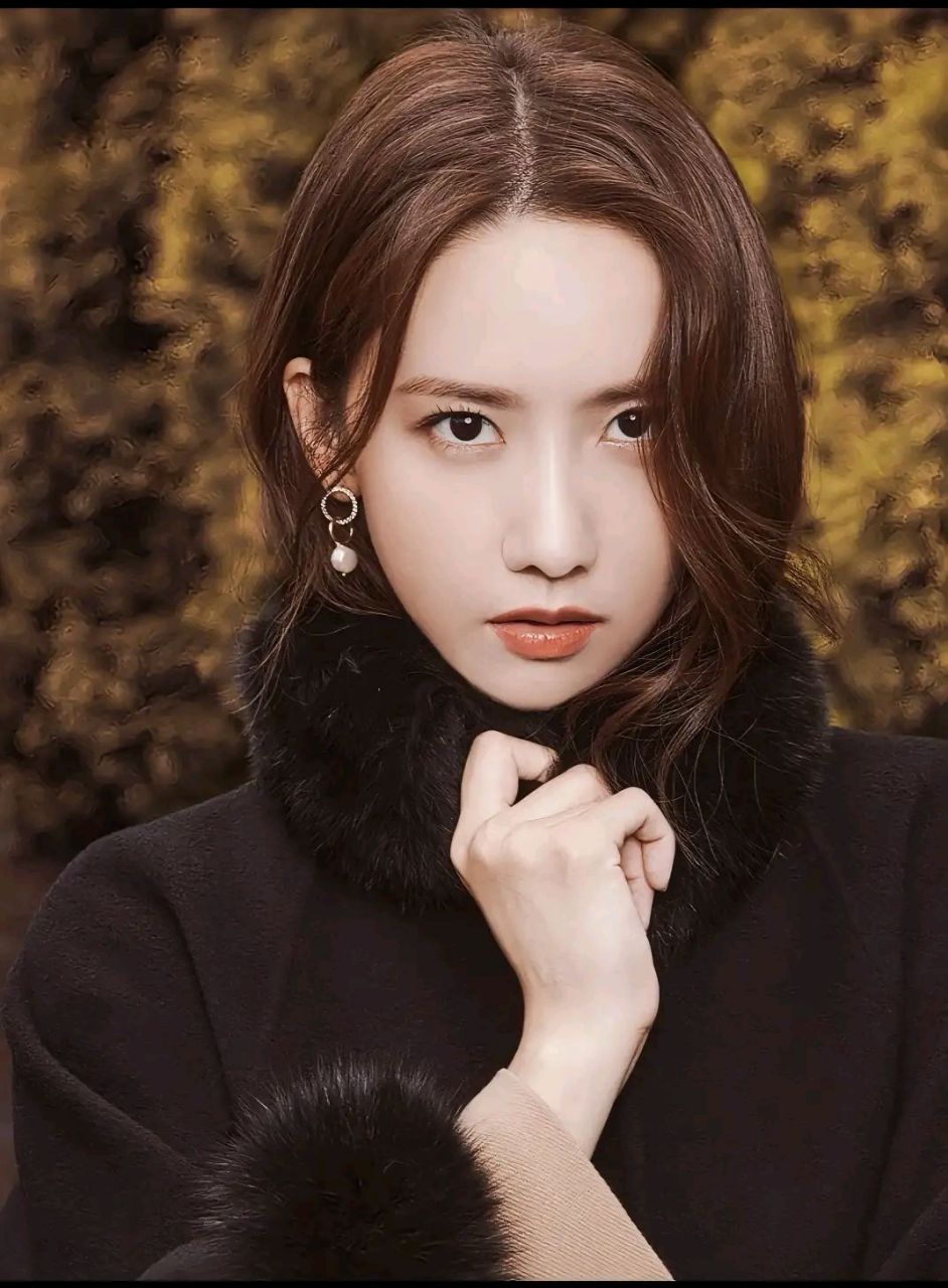 韩国女星林允儿,这是继宋慧乔之后的又一位韩国顶级明星,林允儿在中国