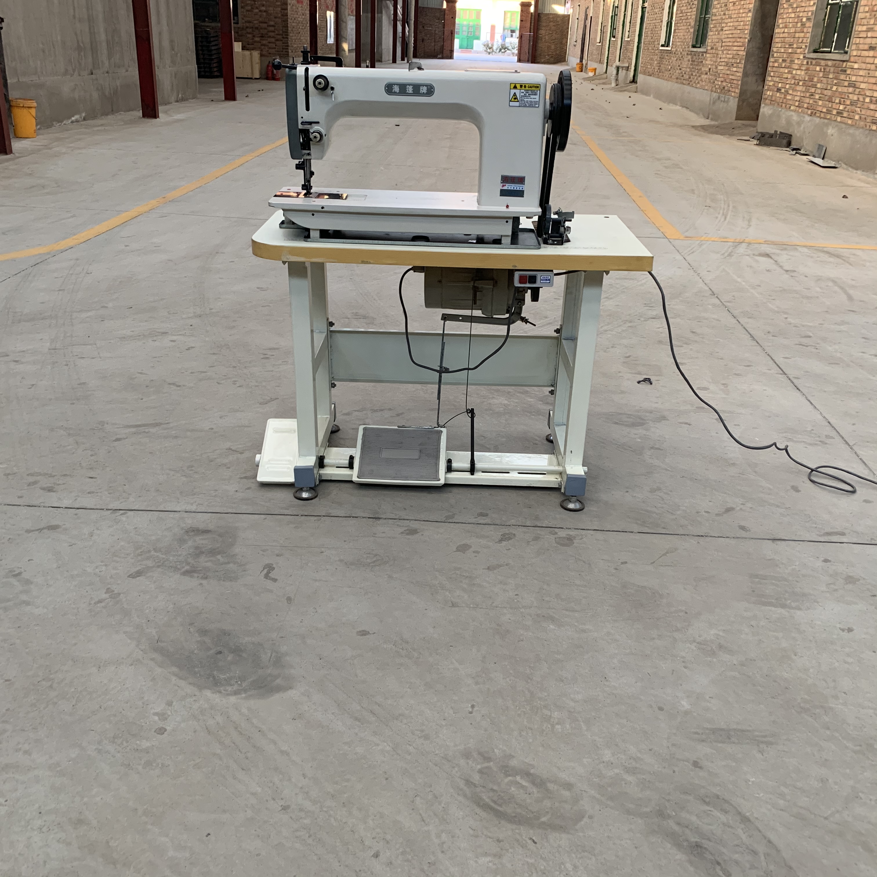 链式双针缝纫机无需换底线超大空间