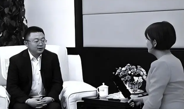 纪实:小官巨贪张标:敛财4000万,改名换姓只为娶"小老婆"