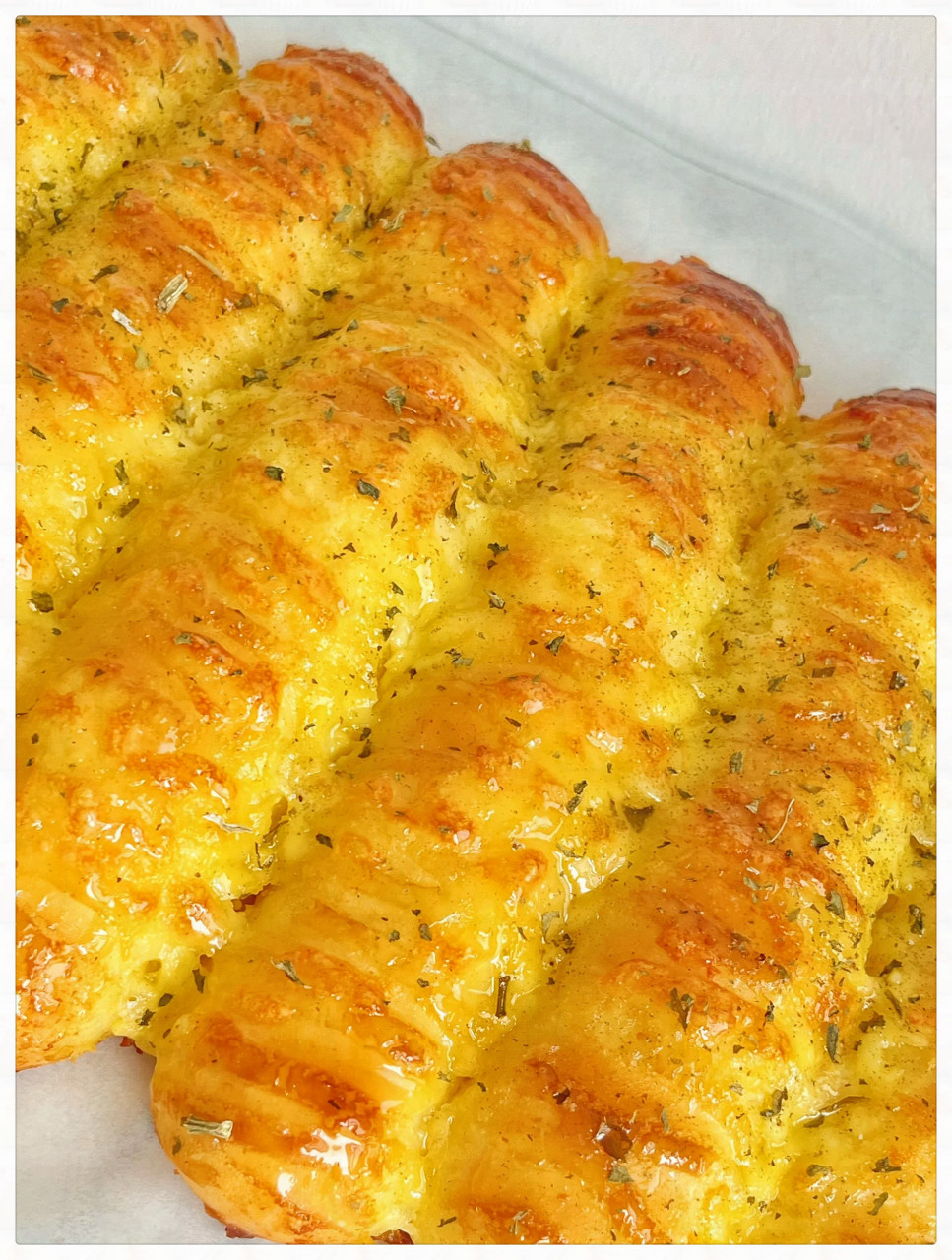 爆炸好吃 黄金芝士面包条|超级松软超香甜  一直以来,我一直迫不及待