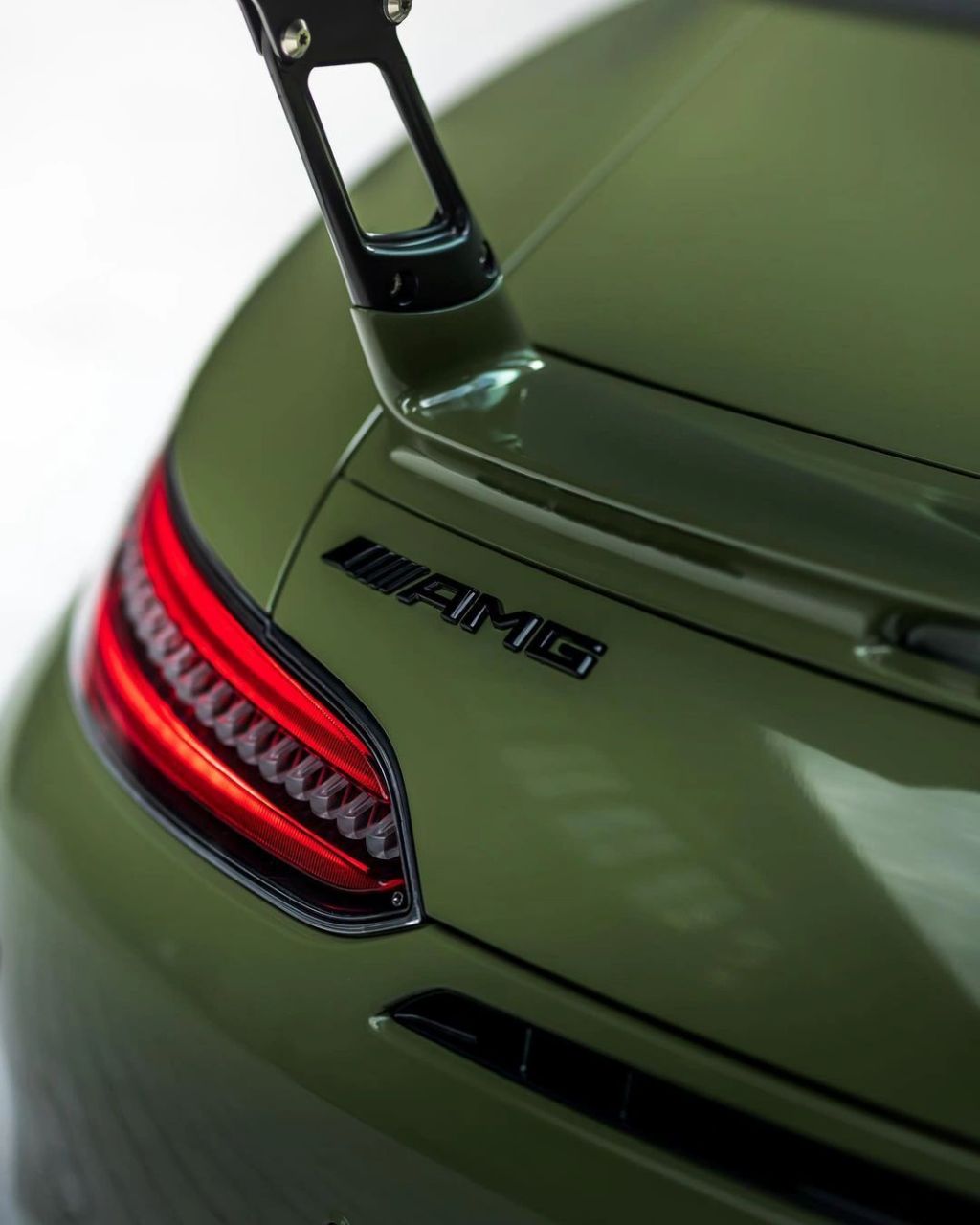 梅赛德斯-奔驰amg gtr