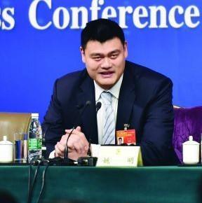 姚明刘翔范志毅王励勤四个上海男人,在体坛地位最高的是刘翔吗?