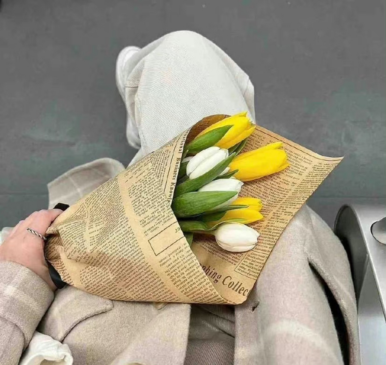 日常生活朋友圈文案  1,我本不变,人心在变,套路在变,所以我不得不变.