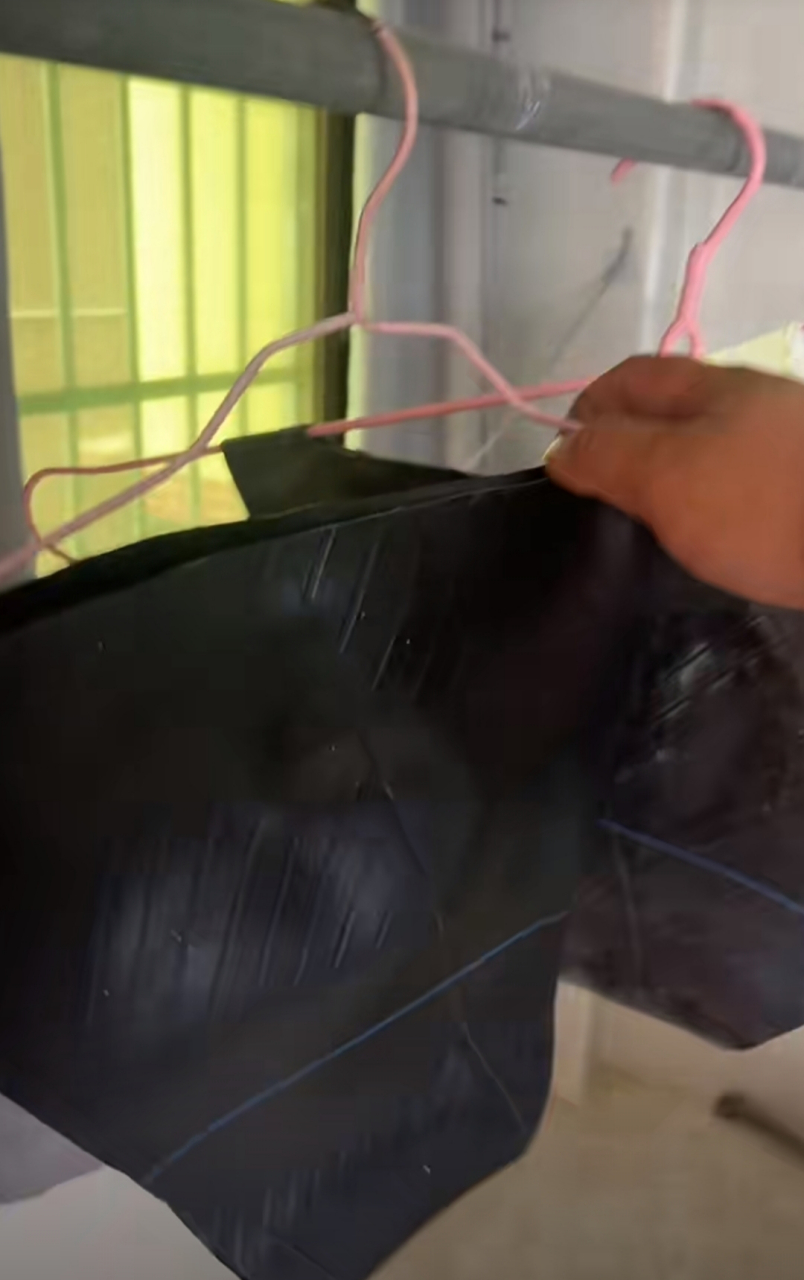 女友用轮胎内胎给我做的底裤,穿了三年还没有穿烂!