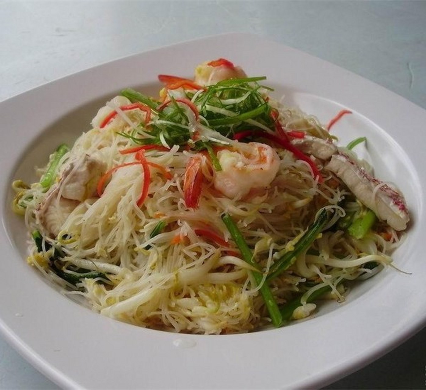 兴化炒米粉,是福建莆田著名的特色小吃,莆田十大城市名片之之一.