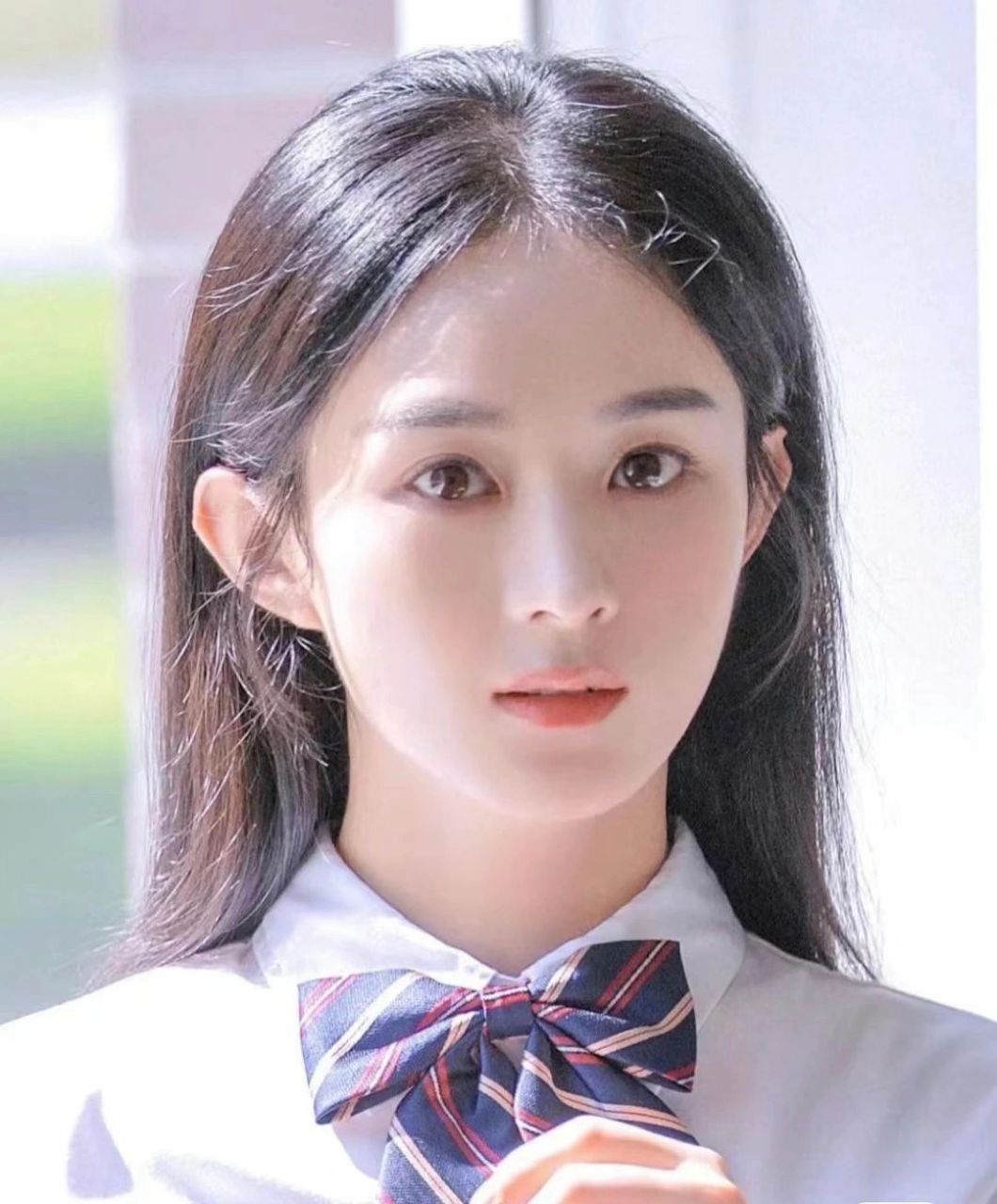 赵丽颖各个时期的眉形解析 早期的颖宝饰演的小骨深入人心,一度带火了