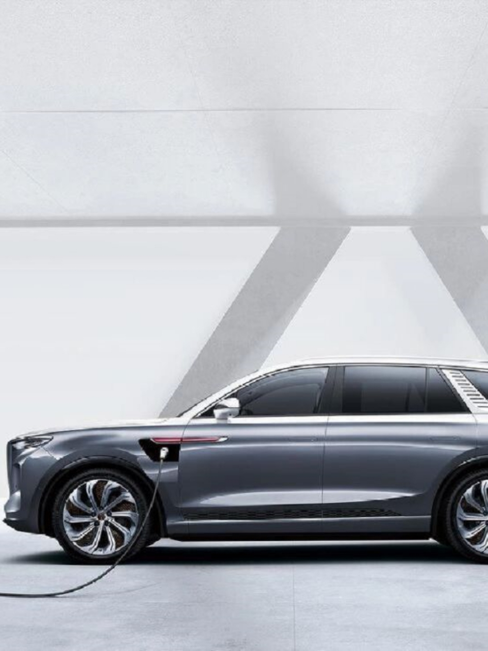 红旗e-hs9:每天一车,豪华电动车新选择  红旗hs9是一款中大型suv,售价