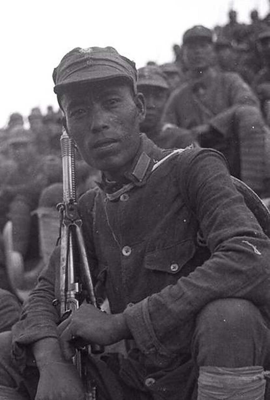 下面这张照片就是最真实的八路军.