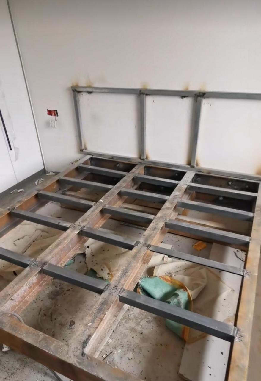 公公给我们焊的婚床,大家觉得怎样?