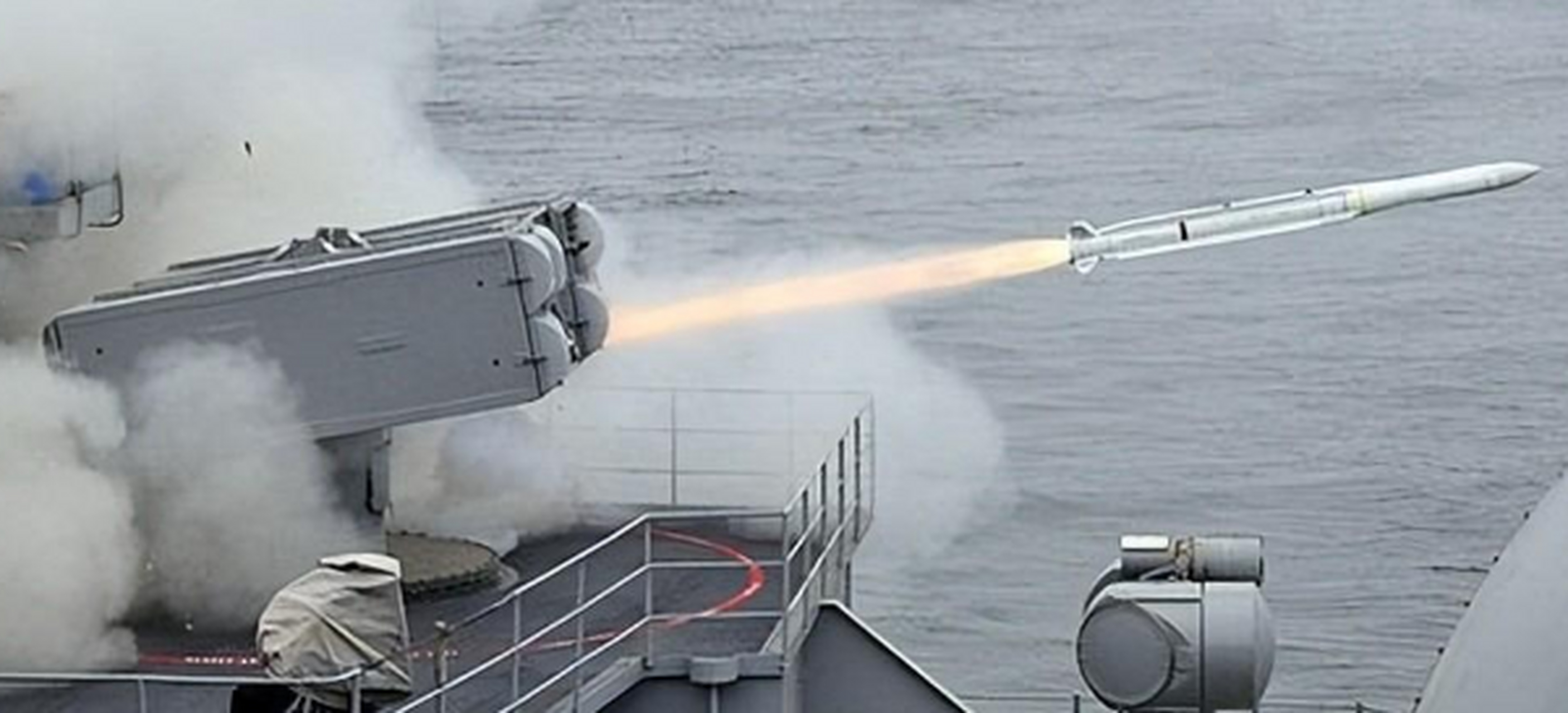 解放军围台军演刚结束,日本就斥资3800亿研发导弹,积极对华备战!