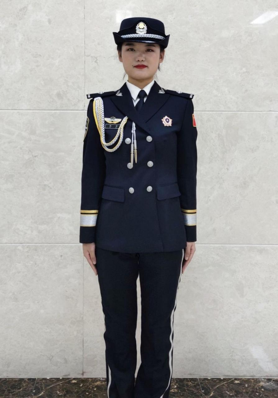 警校女生服装图片